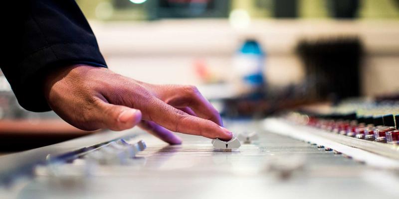 企业管理系统升级中的关键挑战：从旧ERP系统到新平台的定制开发迁移策略